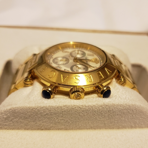 VERSACE REVE CHRONOGRAPH STAINLESS STEEL AND GOLD - Picture 3 of 5